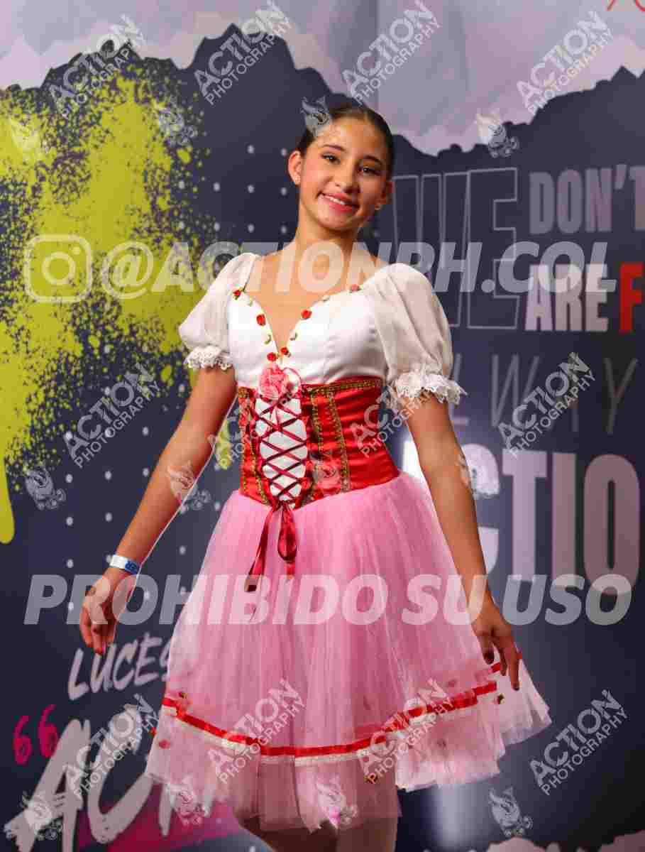 Preview de Gimme - Julieta Pizzarro