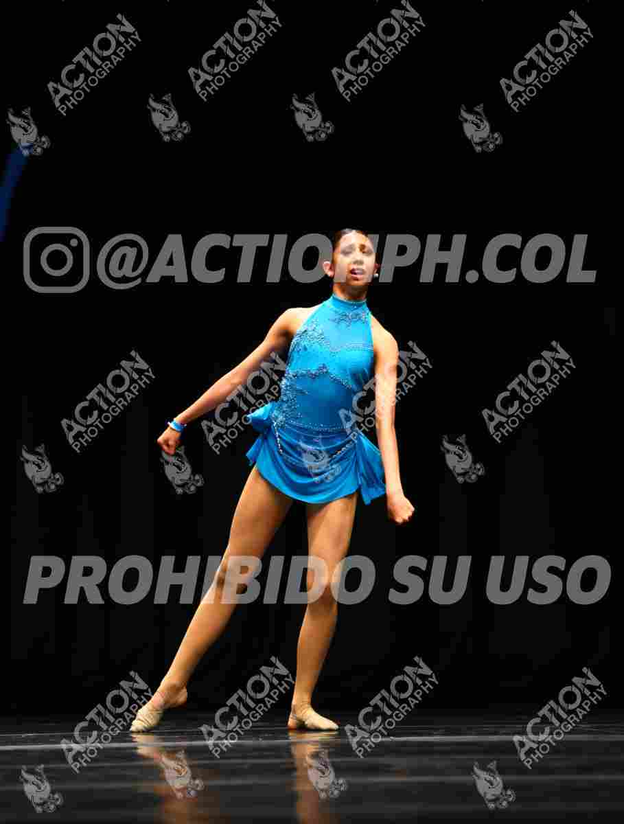Preview de She Used To Be Mine - Adriana Catarine