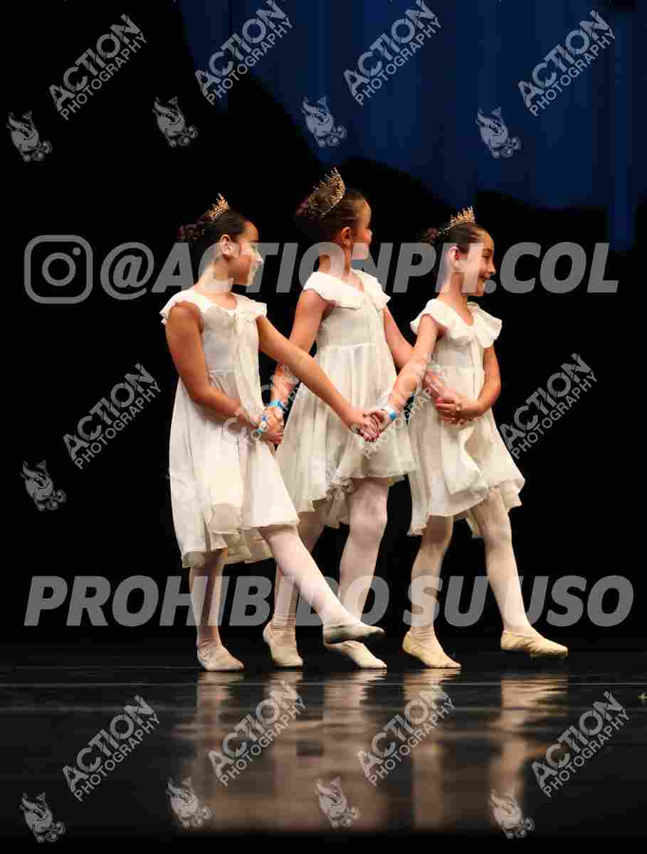 Preview de Julia Gonzalez, Emma Ruiz, Maria Camila Toro