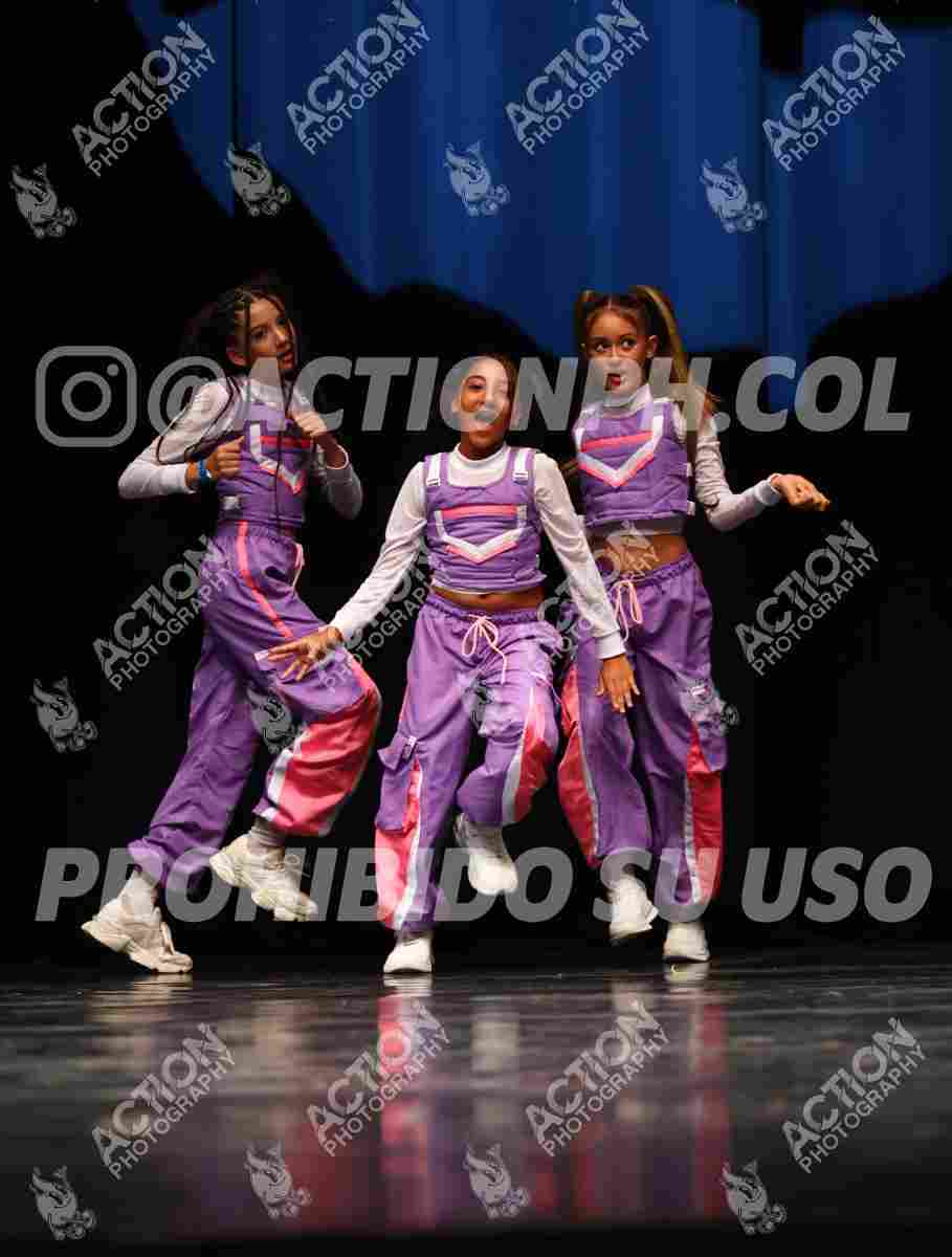 Preview de Groove Stars - Luciana Torres, Marriane Gallardo, Sofia Madero