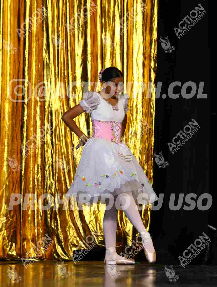 Preview de SWANILDA COPPELIA 1ER ACTO-SOFIA MOLINA