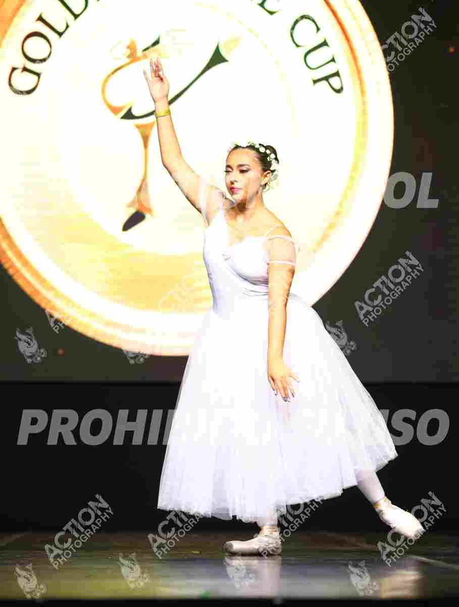 Preview de VARIACIÓN MOYNA BALLET GISELLE-ANDREA DANIELA