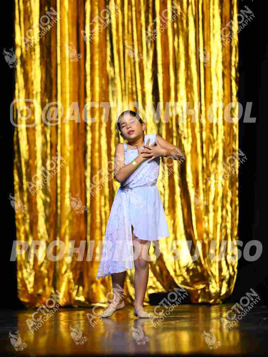 Preview de MUCHO MAS ALLA-ALESSANDRA