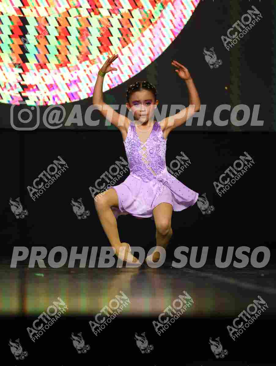Preview de THIS IS ME-DANNA SOPHIA