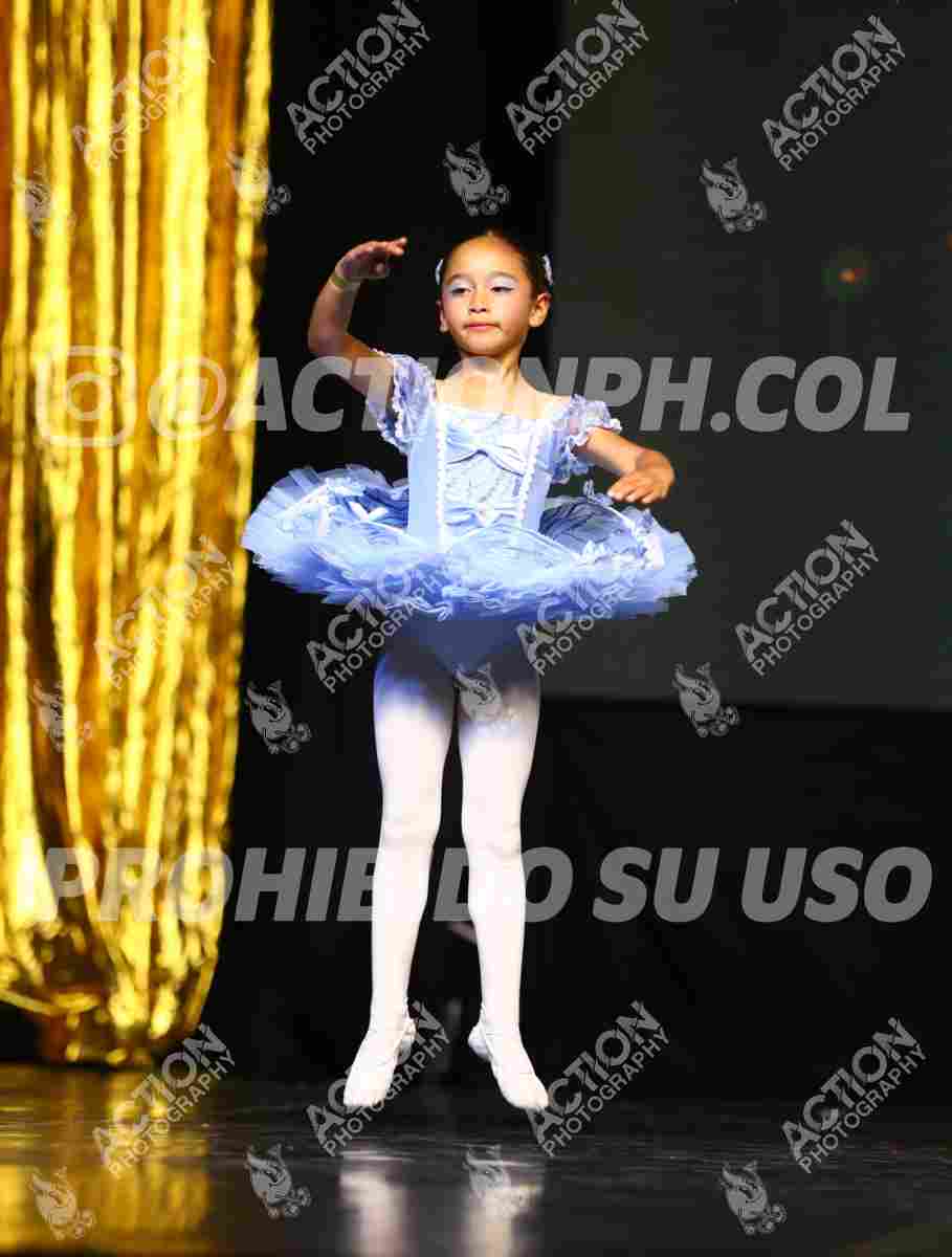 Preview de COPPELIA DOLL-JUANA ǪUIJANO