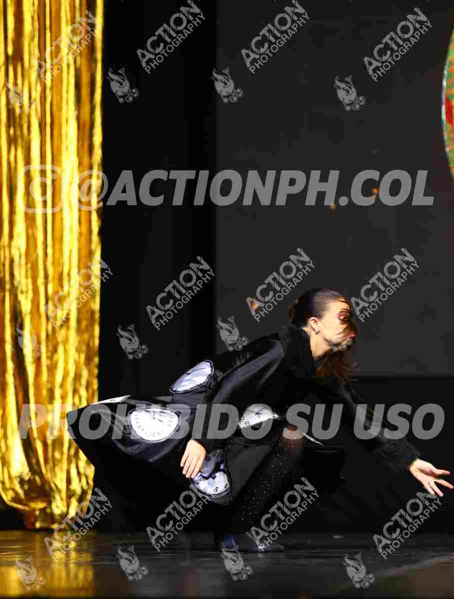 Preview de TIME MACHINE-VICTORIA NIETO