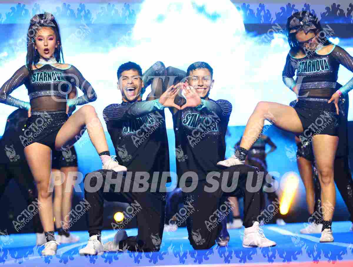 Preview de CLUB STARNOVA ALIENS ALL STARS