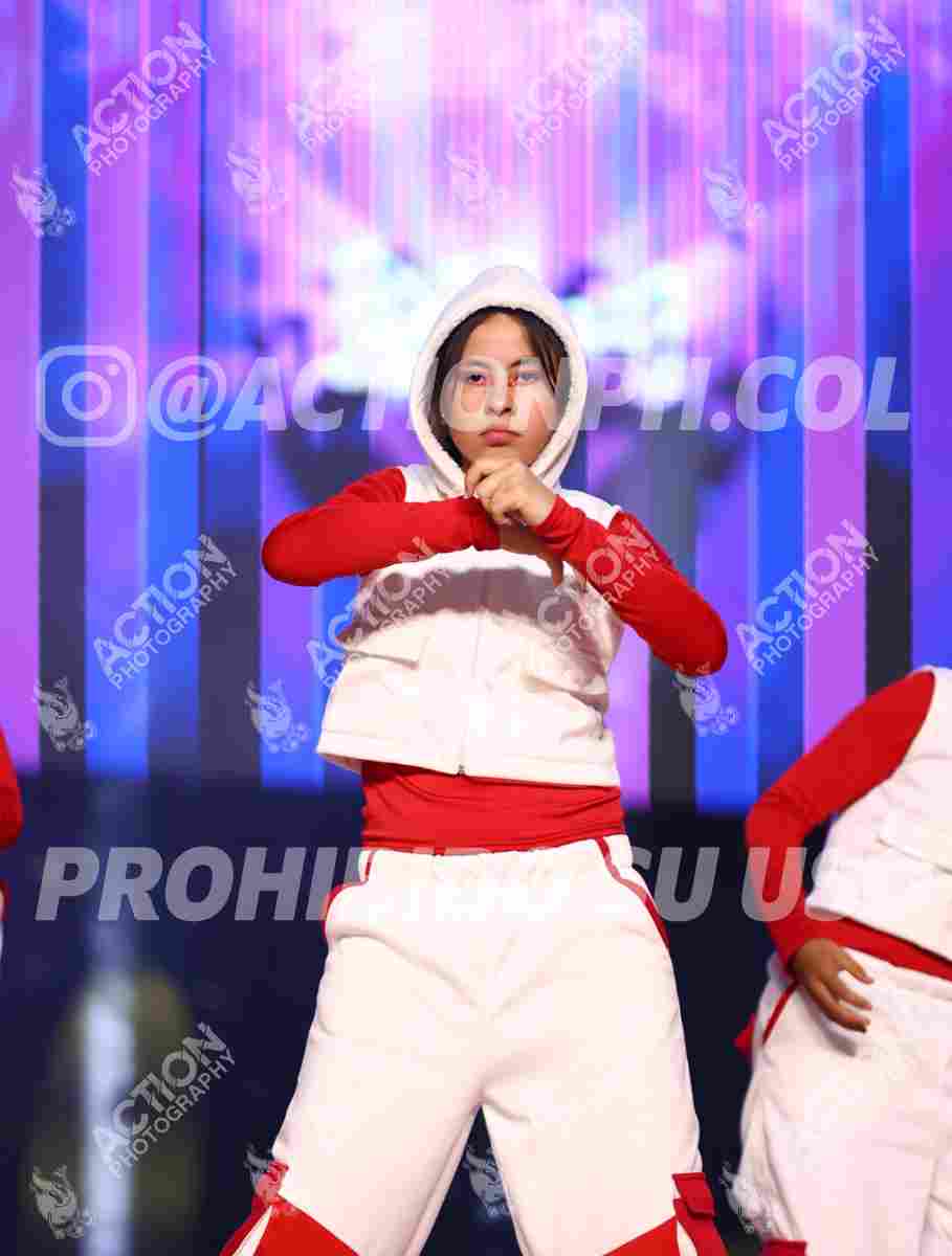 SANT7620.JPG