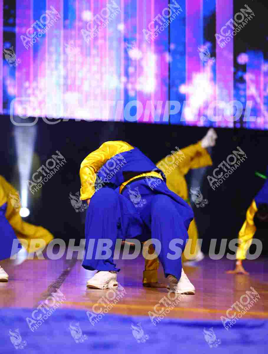 Preview de V-14 DANCE STUDIO