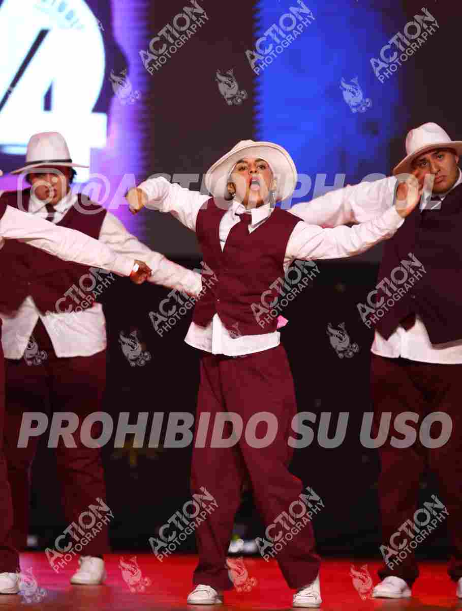 SANT9915.JPG