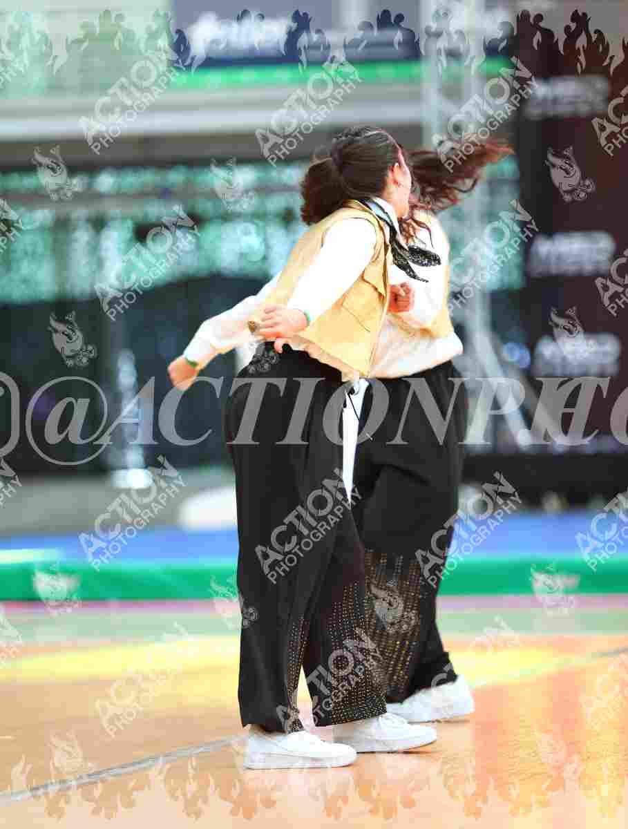Camila y Sofía Echeverrí A Foto 1