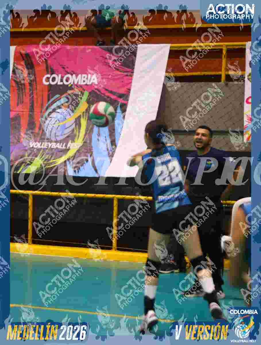 MAVERICK  Foto 1