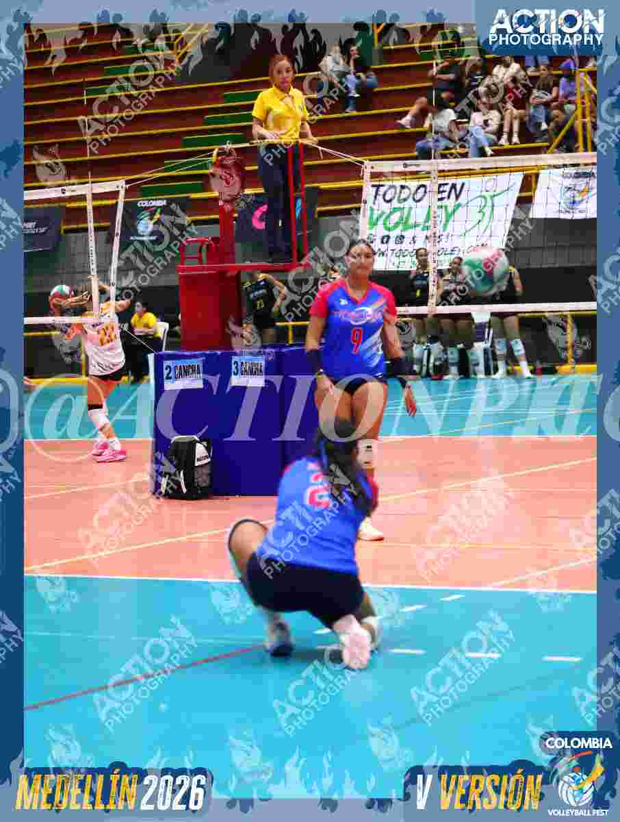 TITANAS Foto 11