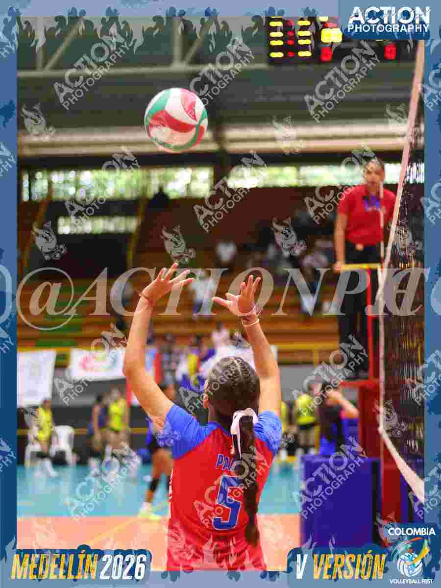 TITANAS Foto 13