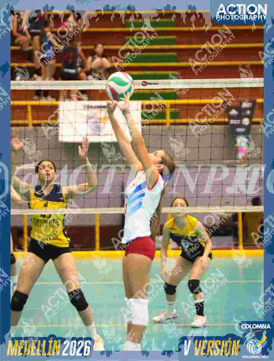 TITANES Foto 2