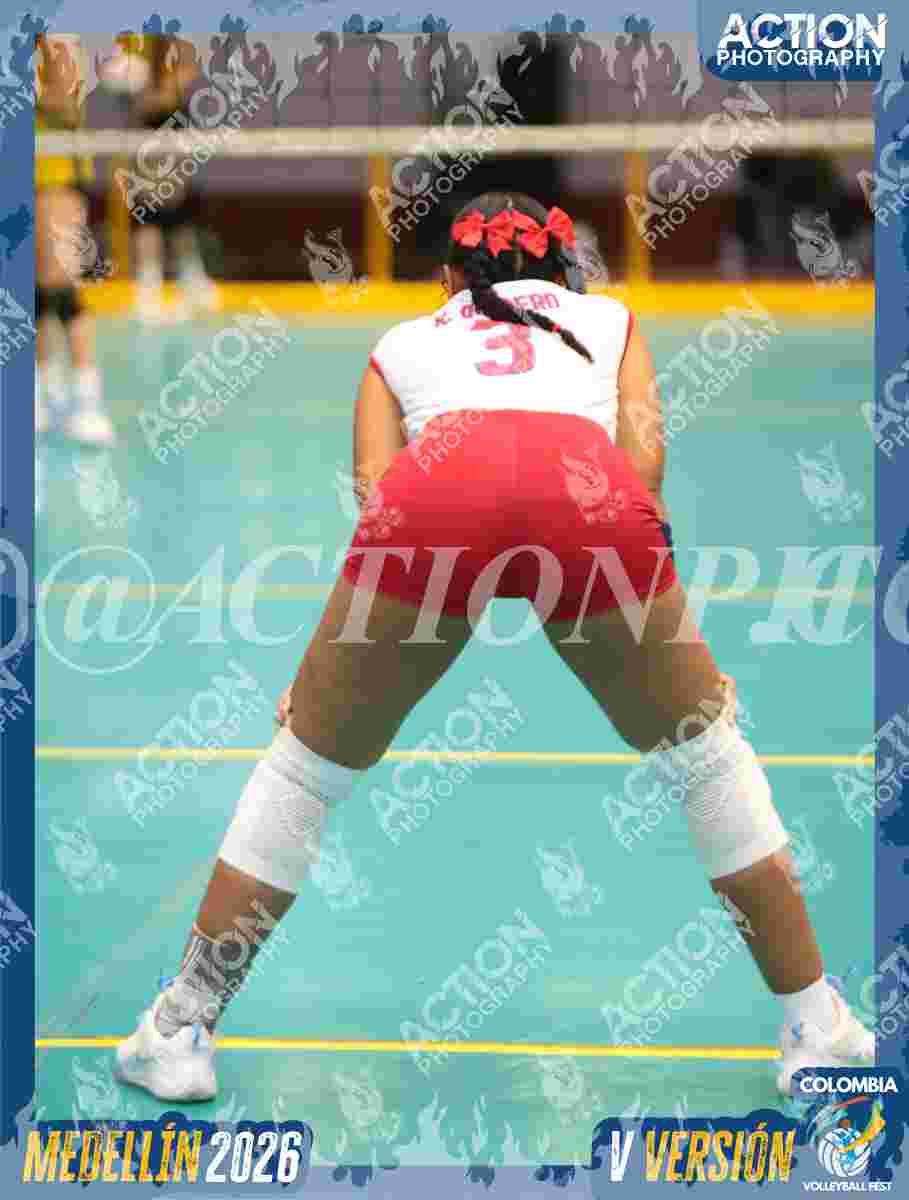 TITANES Foto 8