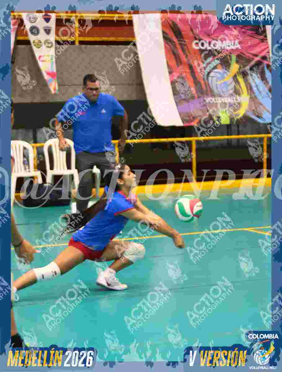 TITANES Foto 8