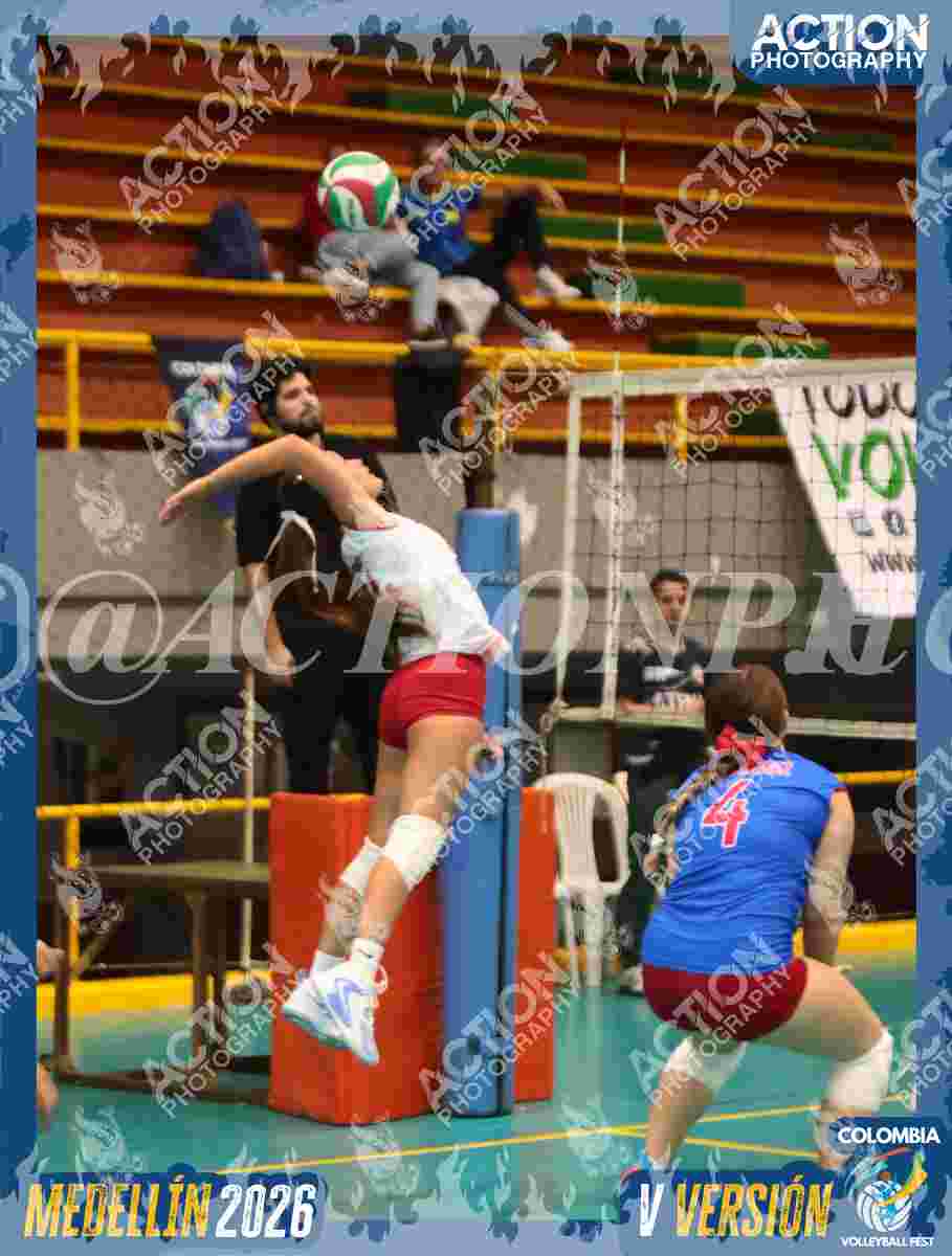 TITANES Foto 1