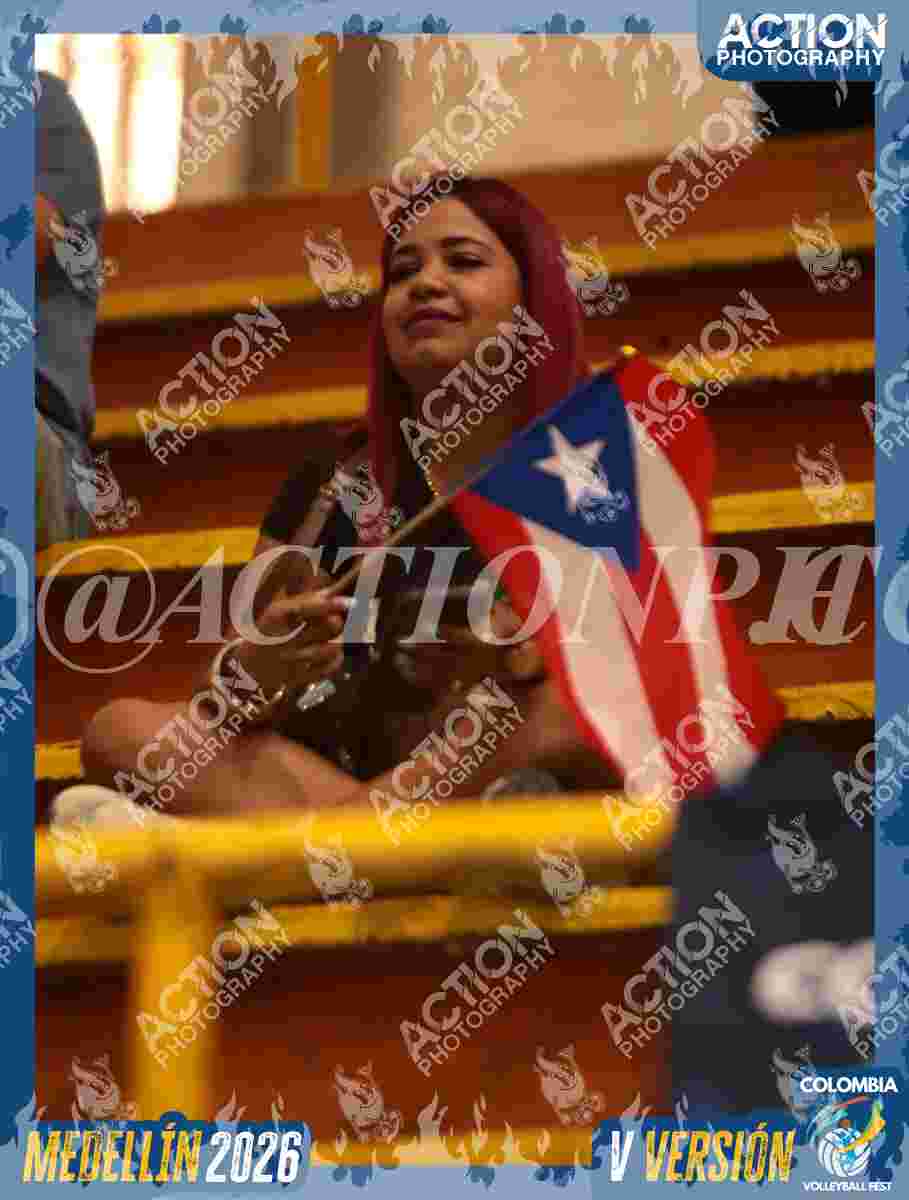 TITANES Foto 4