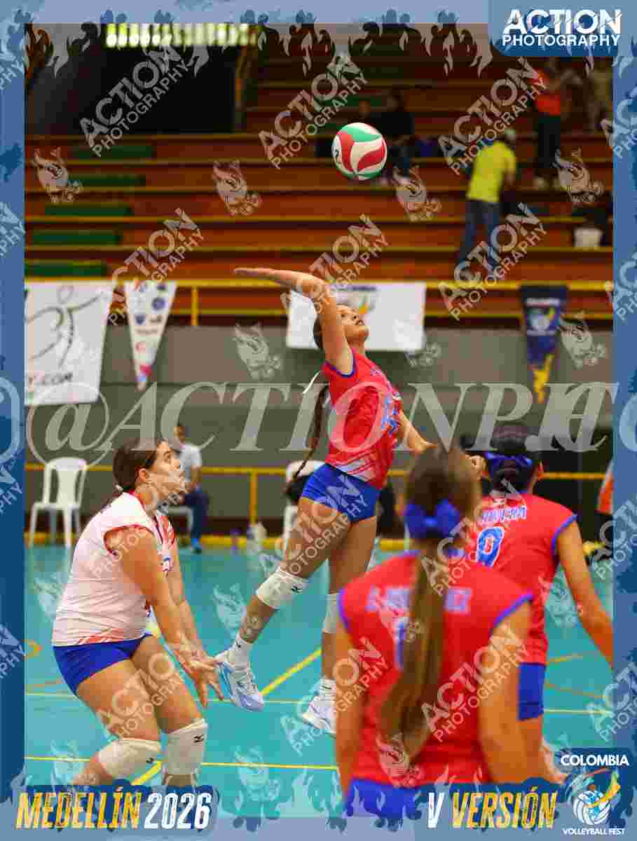 TITANAS Foto 6