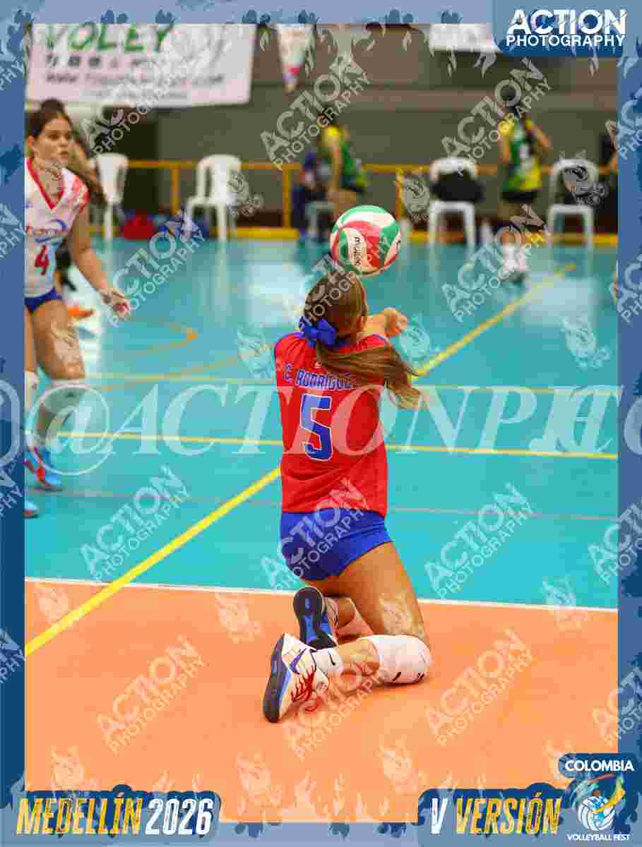 TITANAS Foto 15